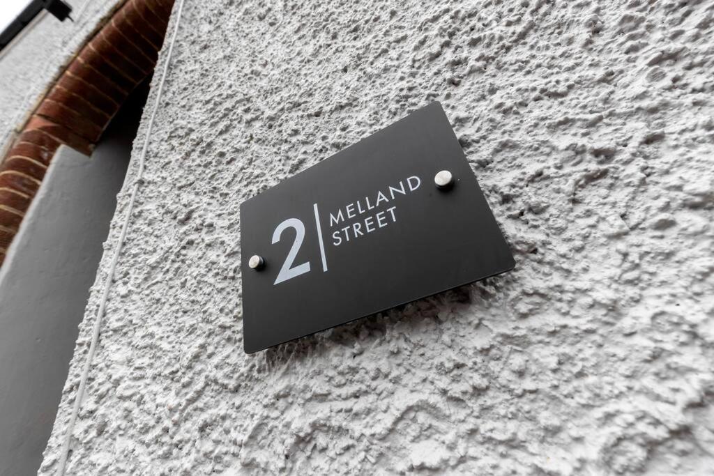 Modern Centrally Located 3 Bed Property With Tvs In Each Bedroom Super Fast Wifi And Crisp White Hotel Linen Hosted By Our Home Short Stays Darlington  Ngoại thất bức ảnh
